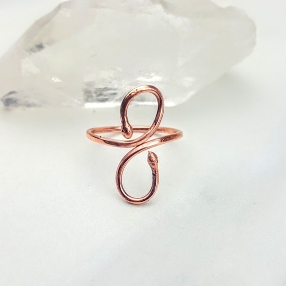 Lexiga Jewelry - Copper • Swirly Ring Any Size Simple Dainty Chic